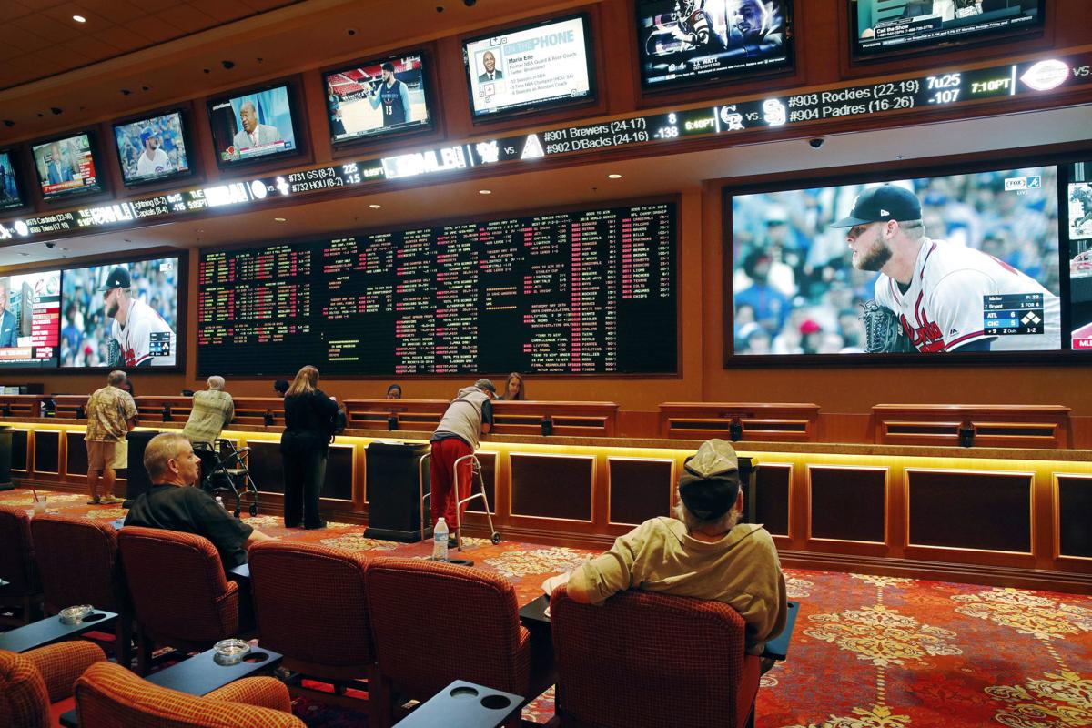 Parimatch official site offers you online betting on sports.